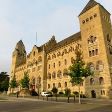 Rheinsteig-Day-8_prussian-government-building-koblenz